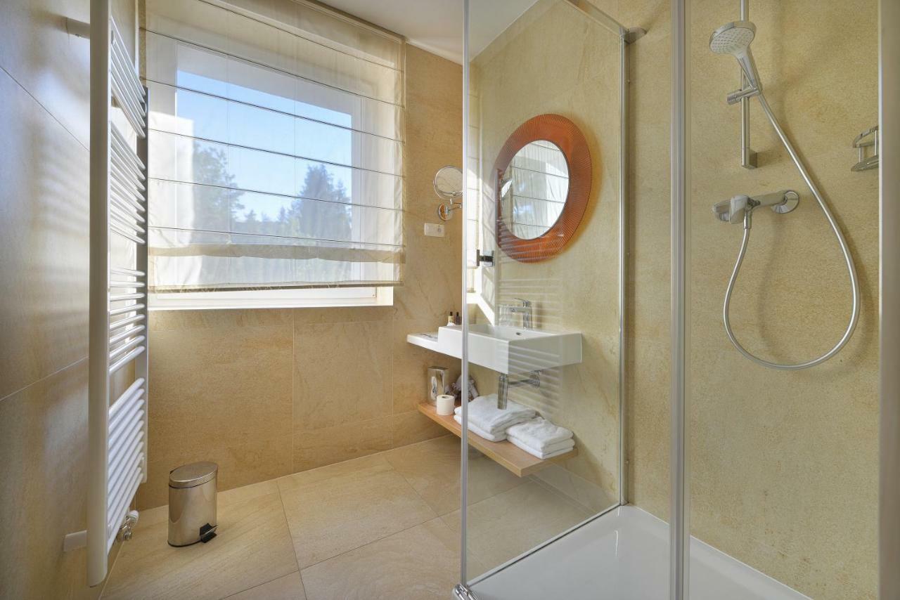 Hotel Pod Lipou Resort Modor Kültér fotó