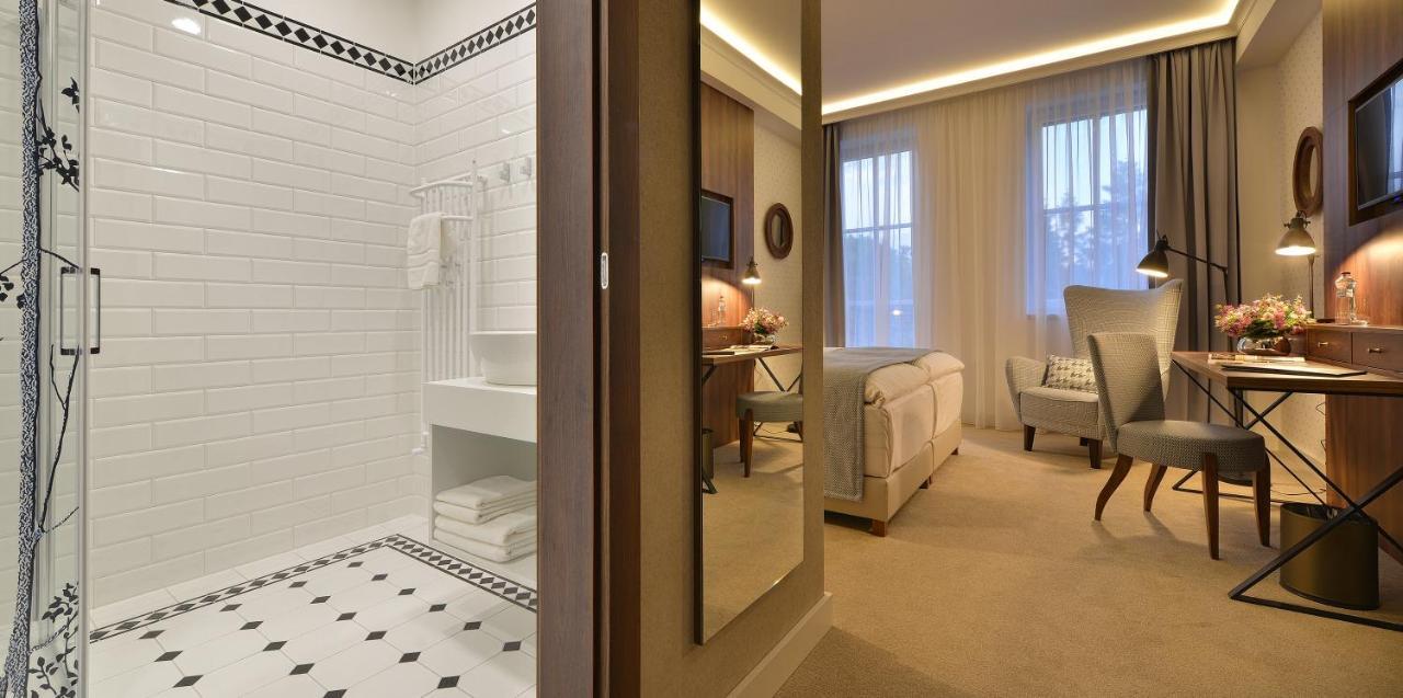 Hotel Pod Lipou Resort Modor Kültér fotó